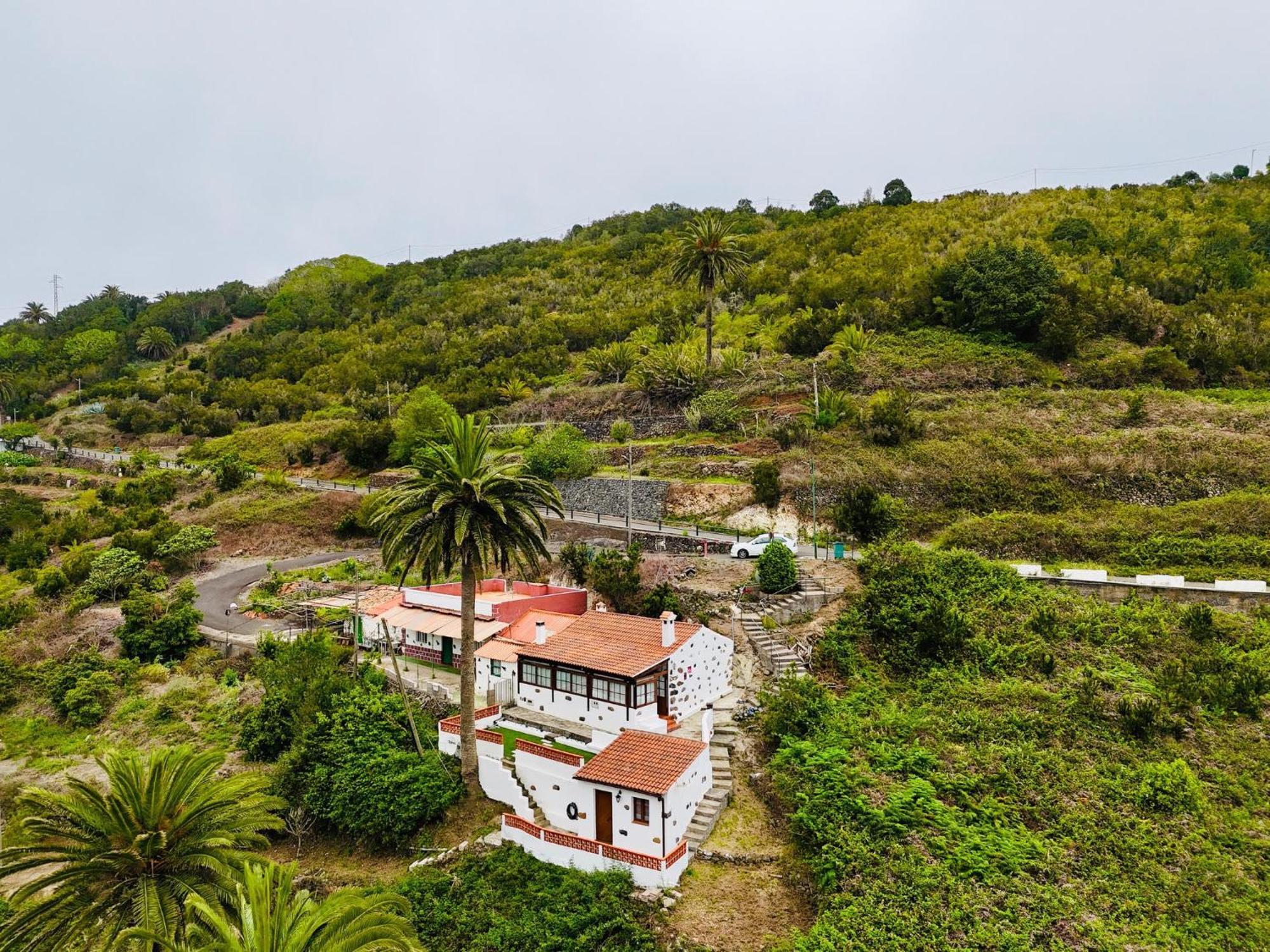 Holiday House Cruz De Tierno Agulo ภายนอก รูปภาพ
